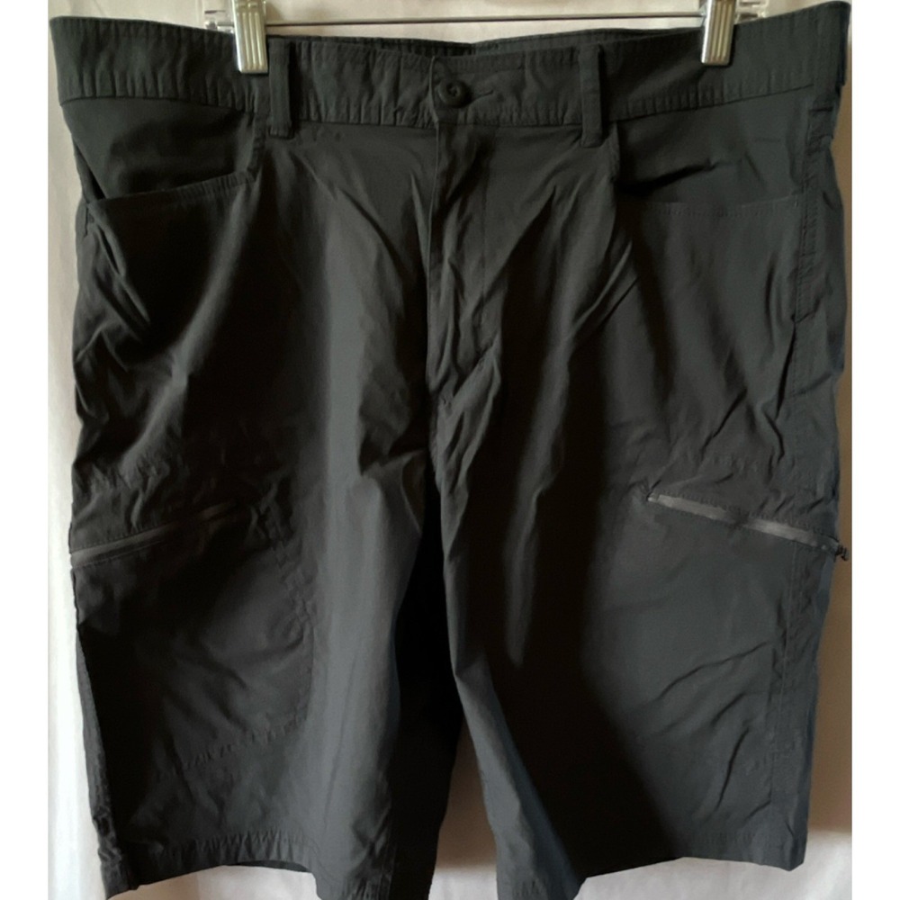 Outdoor Life Men's Charcoal Gray Nylon Shorts Size 38W‎
